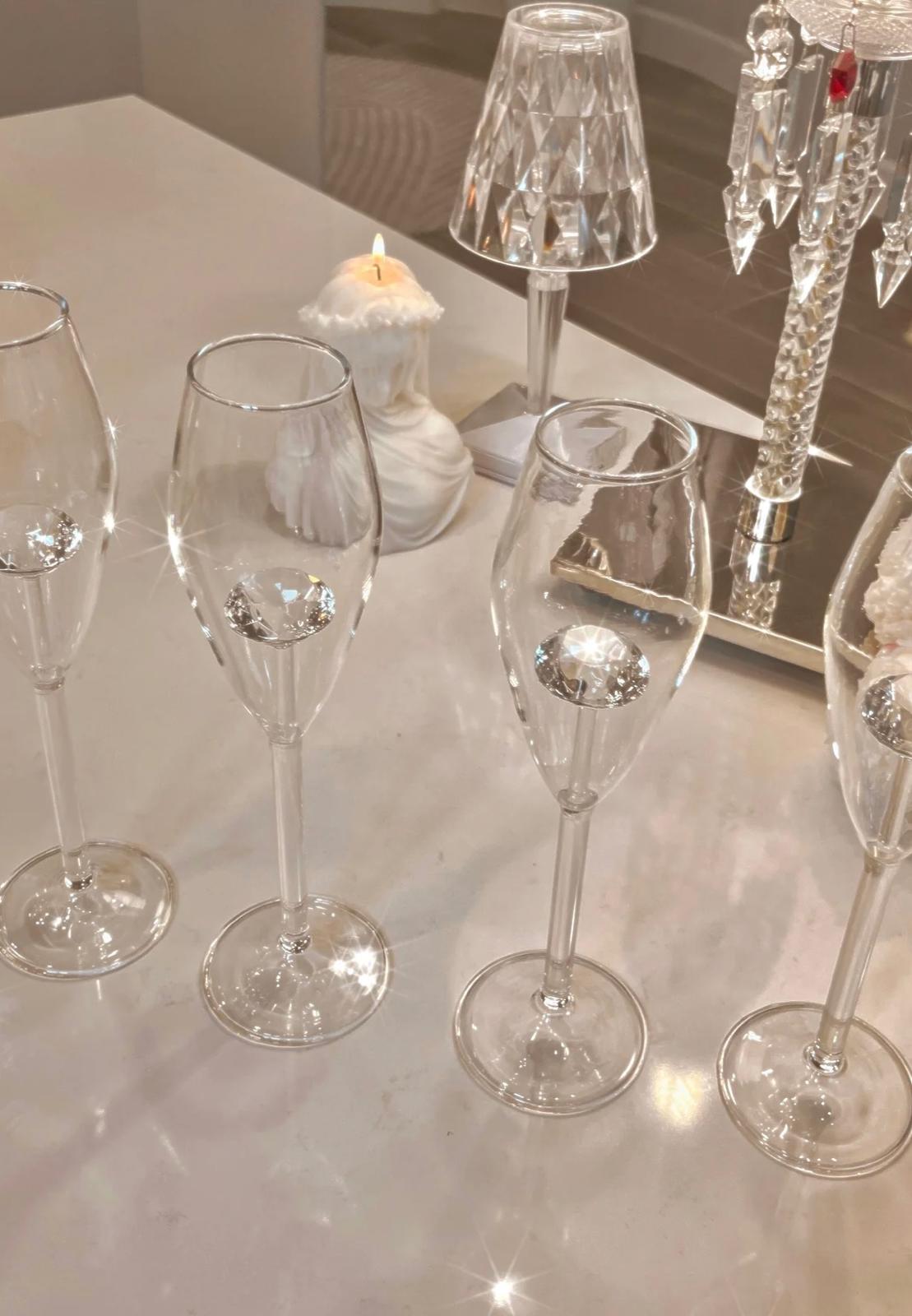 '100 Carat' handcrafted diamond Champagne glass