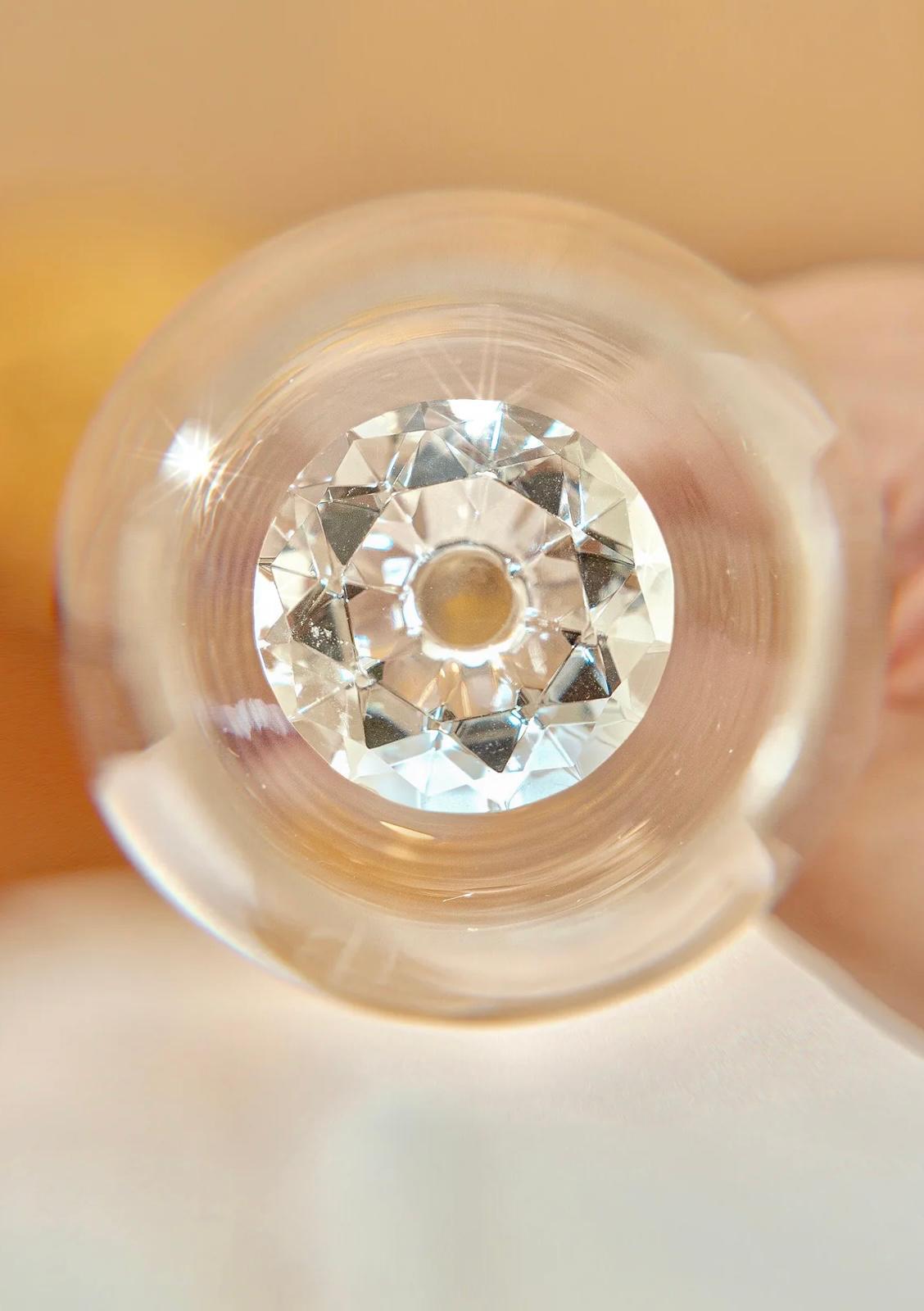 '100 Carat' handcrafted diamond Champagne glass