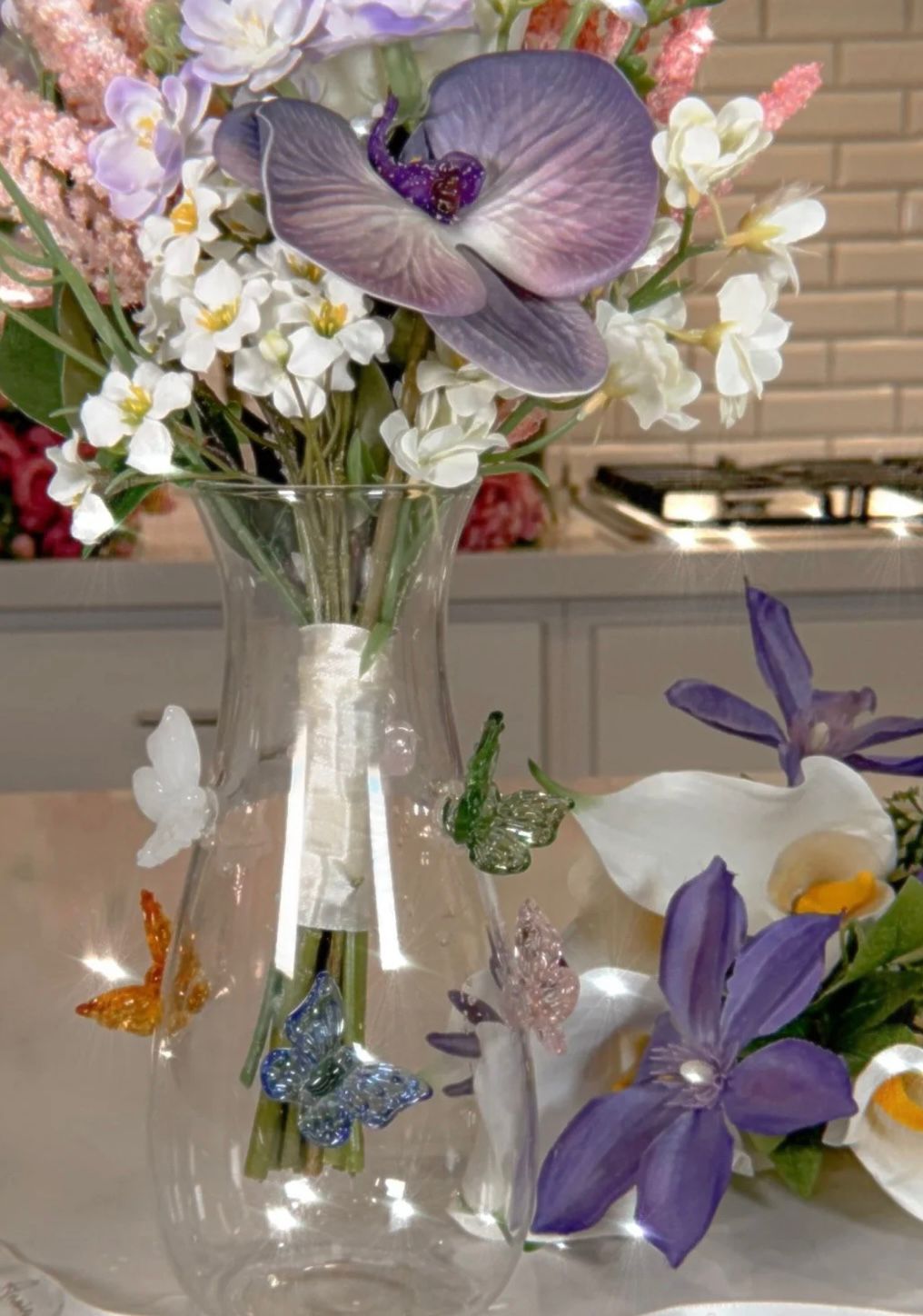 Colouful crafted butterfly Flower vase